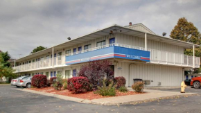 Отель Motel 6-Des Moines, IA - North  Де-Мойн